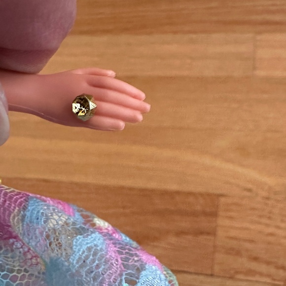 Spring Bouquet Barbie Enchanted Seasons Collection 1994 - Picture 13 of 16